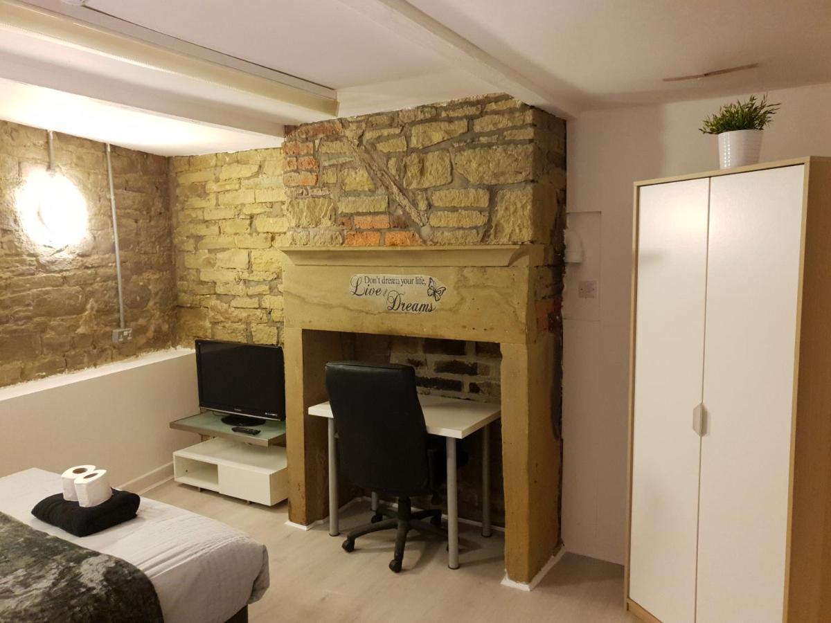 TOPAZ TOWN HOUSE No 36 Huddersfield Ngoại thất bức ảnh