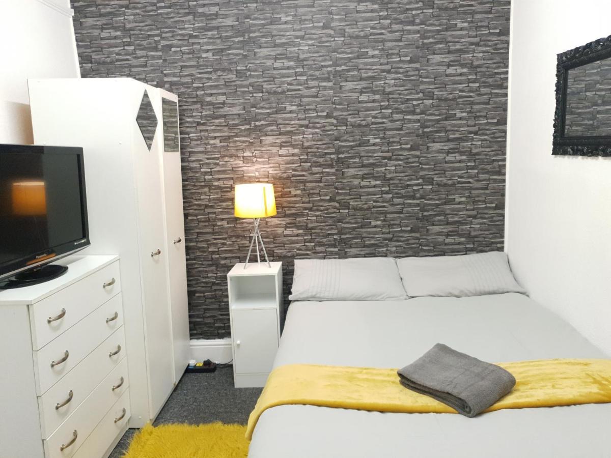 TOPAZ TOWN HOUSE No 36 Huddersfield Ngoại thất bức ảnh
